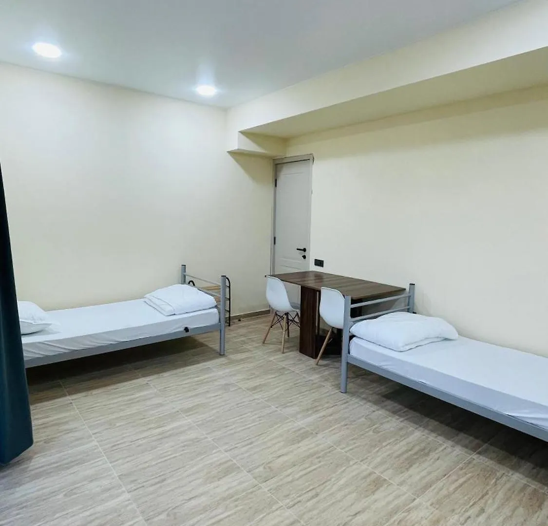 Orange Hostel Tbilisi 0*,